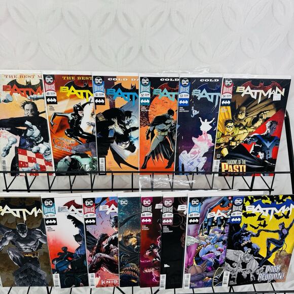 Batman Rebirth 48-49 51-54 56 59 61 63 66-69 lot Vs Joker - Picture 1 of 7